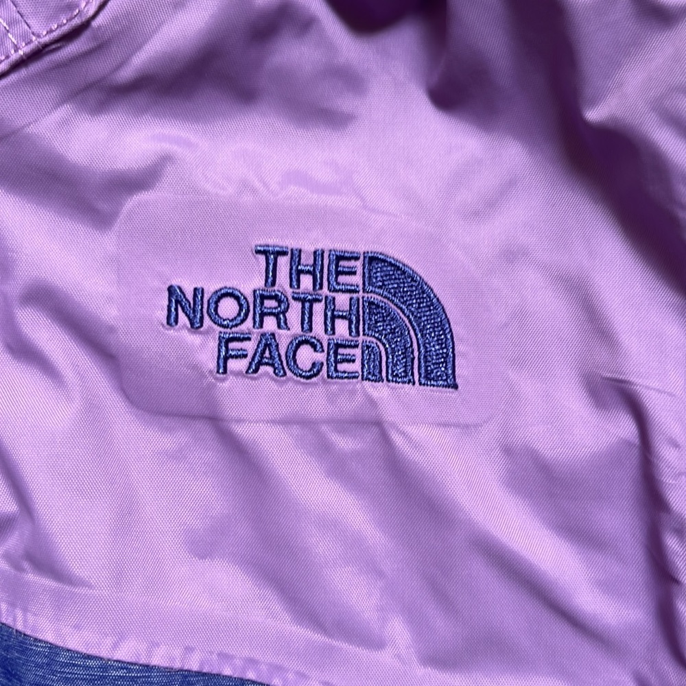 North Face two jackets in one! Double-Lined, Fleece Interior Waterproof Jacket - Picture 6 of 7